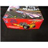 Image 2 : AMT/ERTL 1:25 SCALE TWIN ENGINE DRAGSTER UNASSEMBLED MODEL KIT