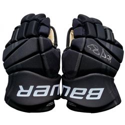 EVGENI MALKIN SIGNED BAUER HOCKEY GLOVES (JSA COA)