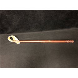 COLLECTIBLE VINTAGE WHIPPING CANE