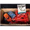 Image 1 : VINTAGE SLOT CAR SET (SLOT CARS INCLUDED)