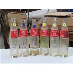 6 DIET RITE COLA POP BOTTLES - 2 W/CAPS