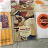 Image 3 : VINTAGE COOK BOOK ADVERTISING LOT INCL FIVE ROSES ROBIN HOOD