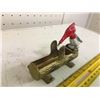 Image 2 : VINTAGE WOOD PECKER TOOTH PICKER WORKING