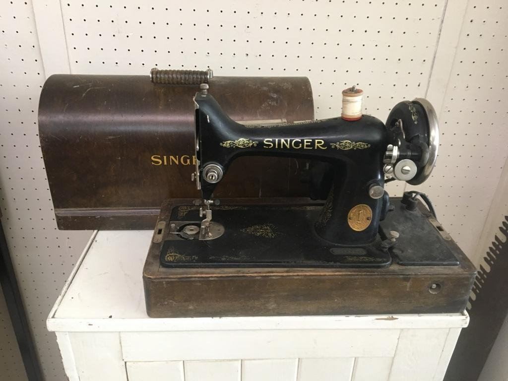Singer Portable Sewing Machine Antique Singer Portable Sewing Machine Antique
