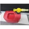 Image 1 : No Spill 5 Liter Gas Can perfect for chainsaw/generator/lawnmower etc.