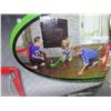 Image 2 : Deluxe Mini Hockey Set / 2 nets for indoor fun