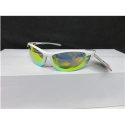 New Foster Grant Sunglasses 100% max block