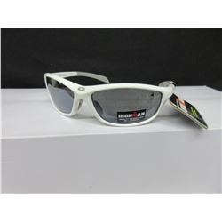 New  Iron Man Foster Grant Sunglasses 100% max block