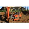 Image 2 : 1991 Toyota SFG306 Propane Forklift (Available for pick-up Monday, Nov. 5)
