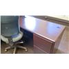 Image 8 : Multi-Section Modular Reception Desk Ensemble w/ 2 Chairs