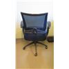 Image 2 : Haworth Executive Office Chair