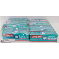 LOT OF COLGATE TOOTHPASTE