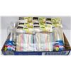 Image 1 : FLAT OF STRAWS AND PLASTIC WINE CUPS
