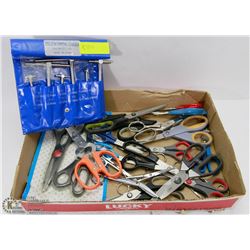 FLAT OF NEW & USED SCISSORS