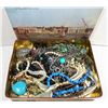 Image 1 : 14)  VINTAGE TIN CONTAINING 24 NECKLACES