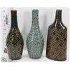 Image 1 : 3 SHOWHOME VASES
