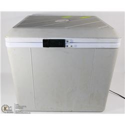 KOOLATRON PLUG IN COOLER WITH WALL PLUG