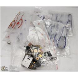BAG OF ASSORTED FASHION JEWELRY-MOSTLY NECKLACES