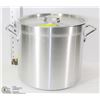 Image 1 : HERITAGE ALUMINUM STOCK POT WITH LID