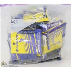 BAG OF MR. RAZOR RAZORS