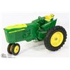 Image 1 : VINTAGE JOHN DEERE DIE CAST TRACTOR W/