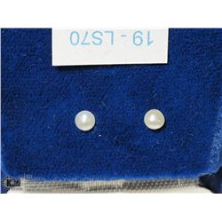 19) 14KT GOLD FRESH WATER PEARL STUD EARRINGS