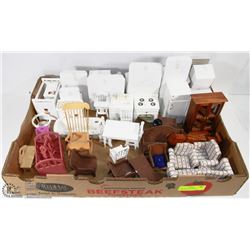 29 PIECES MINIATURE DOLL FURNITURE SOME WITH