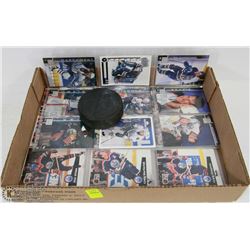 FLAT OF OILERS  HOCKEY CARDS IN PLASTIC SHEETS