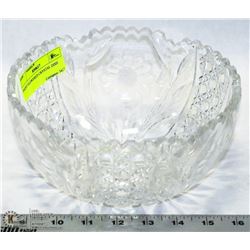 DAISY FLOWERED CRYSTAL DISH