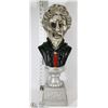 Image 1 : HALLOWEEN STATUETTE