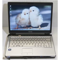 14" TOSHIBA SATELLITE WIN 7 LAPTOP W/AC ADAPTER