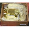 Image 1 : CASE OF ASSORTED LIGHT FIXTURES