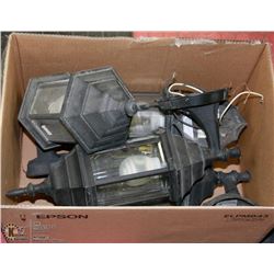 LOT OF 4 OUTDOOR LIGHT FIXTURES