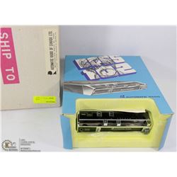 8 TRACK CAR STEREO IN BOX