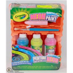 9 PIECE CRAYOLA OUTDOOR ART SET