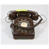 Image 1 : VINTAGE ROTARY PHONE