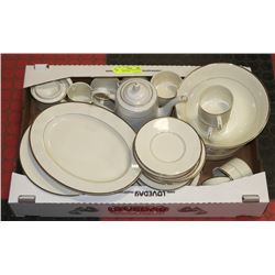 44PC ROYAL SEALY JAPAN "IMAGES" FINE WHITE CHINA