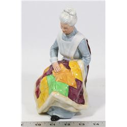 1976 "EVENTIDE" #2814 ROYAL DOULTON FIGURINE.