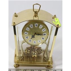 VINTAGE GERMAN KERN 400 DAY COACH CLOCK .