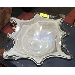 LARGE DECORATIVE ART GLASS BOWL.