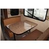 Image 5 : HEARTLAND TRAILRUNNER 30' QBS TRAILER REPOSSESSED