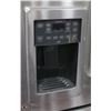 Image 2 : GE DOUBLE DOOR BOTTOM FREEZER STAINLESS STEEL