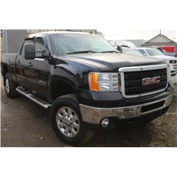 2012 GMC 2500 REBUILT STATUS REPOSSESSED