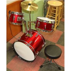 KIDS DRUM SET.