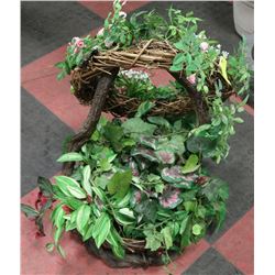 SILK DECORATIVE WREATH WITH SILK PLANT IN WOOD