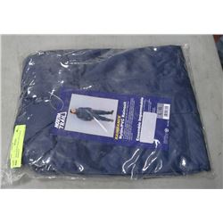 NEW NORTH TRAIL SIZE LARGE RAINSUIT.