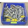 Image 1 : TRAY OF PINS AND CHAIN COUPLERS