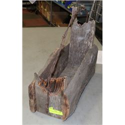 FENCEWIRE  FLOWER PLANTER