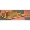 Image 1 : SET OF 2 WOOD SNOWSHOES