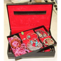 VINTAGE EATONS LEATHER JEWELLERY BOX WITH CONTENTS